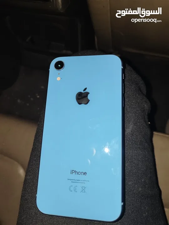 ايفون xr لون مميز