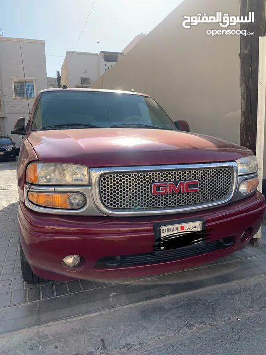 GMC yukon Denali 2004