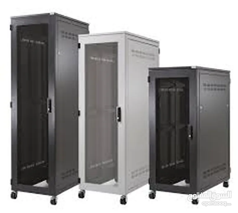 كبينة سيرفر انترنت باحجام متنوعة  وأفضل الاسعار Network Cabinet  من 4u to 42 u
