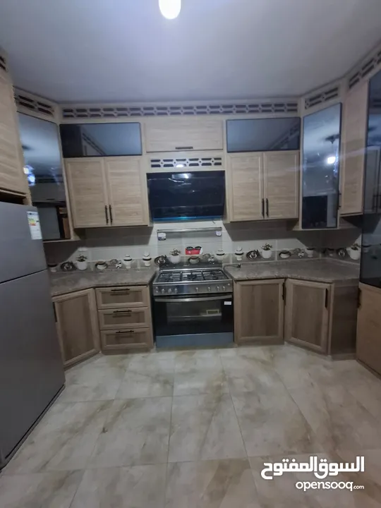 مطابخ بأفضل الاسعار والإكسسوارات الايطاليه والتقسيم الهندسي بأفضل التصاميم والديكورات الحديثة