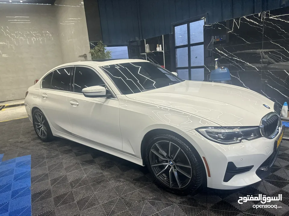 BMW 330i بي ام نظيفة استعمال شخصي