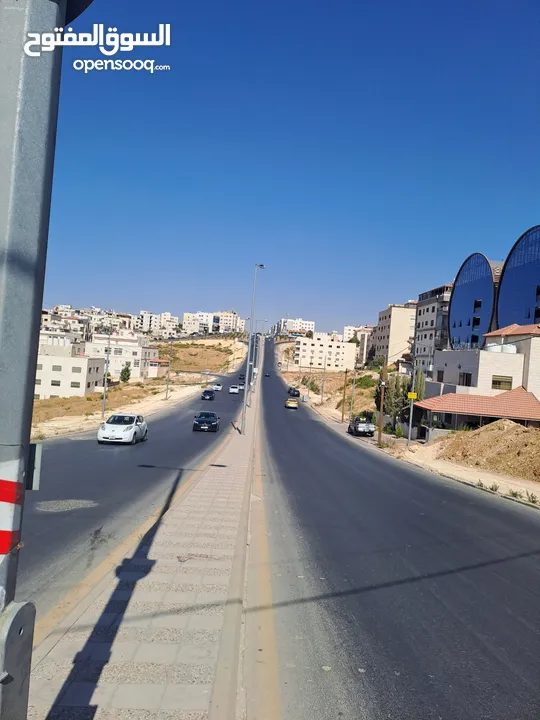 الياسمين / ارض 500م حوض جحره الجنوبي عاليه ومطله على شارعين بسعر جيد
