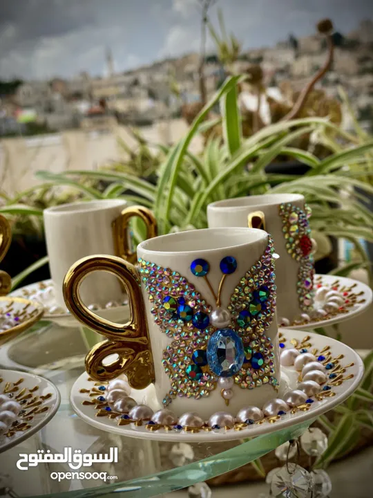 دلات قهوة وفناجين ومناديل ام العريس وغيرها