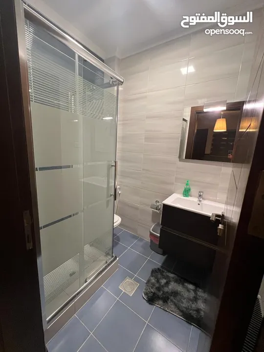 شقةمفروشةالدوار الخامس خلف فندق الفورسيزون من المالك Furnished apartment behind four seasons hotel
