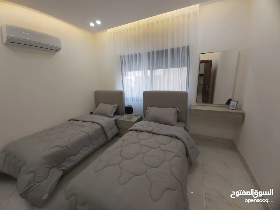 شقة ارضية مميزة مفروشة للايجار 2 نوم في ام اذينة