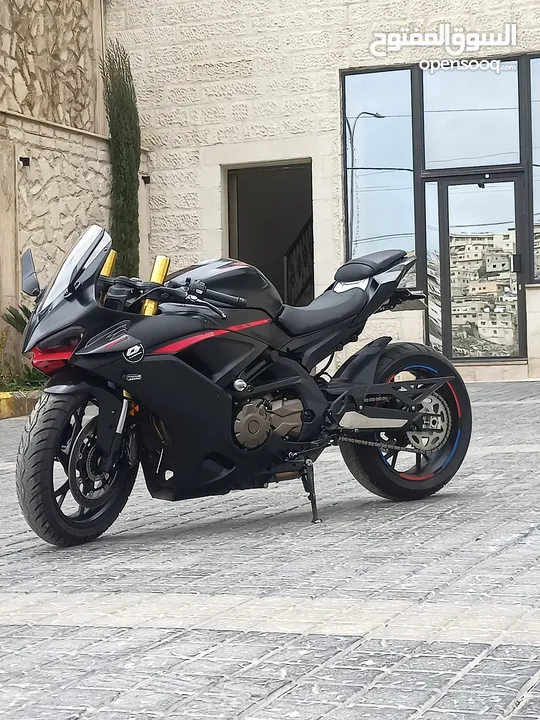 2023qj600rr