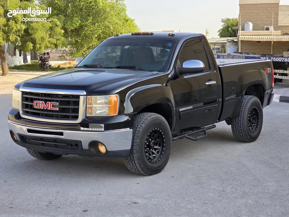 GMC Sierra SLE V8 GCC 2011 price 29,000 AED