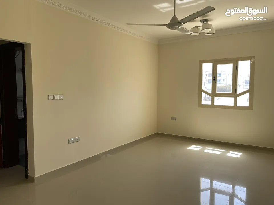 Room for rent near IKEAغرفة مع دورة مياء للايجار قرب ايكيا