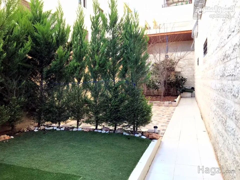 شقة غير مفروشة للإيجار 275م2 ( Property 11970 ) سنوي فقط