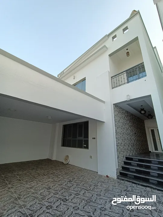 State of the art villa for sale in Bosher Ref:524Y