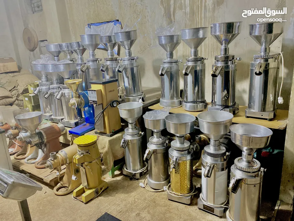 ماكنات طحن قهوة بحال الوكالة ، أنواع مختلفه احجام مختلفه ، حجر جديد بحال المصنع -من حجر 8 لحجر 14