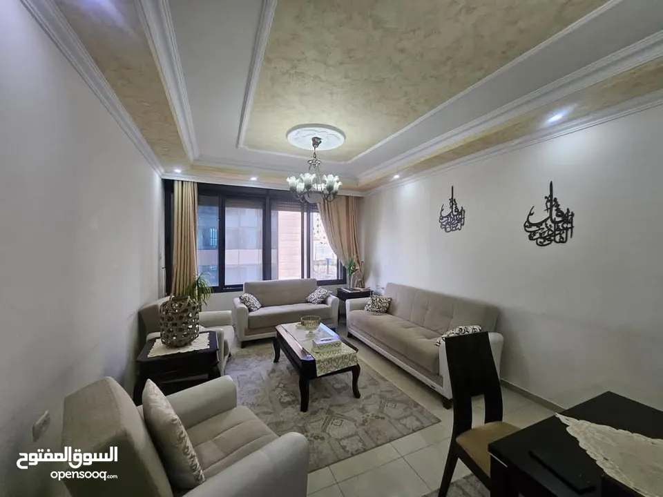 شبه سوبر ديلوكس مميزه للايجار (مفروشه او غير مفروشه)