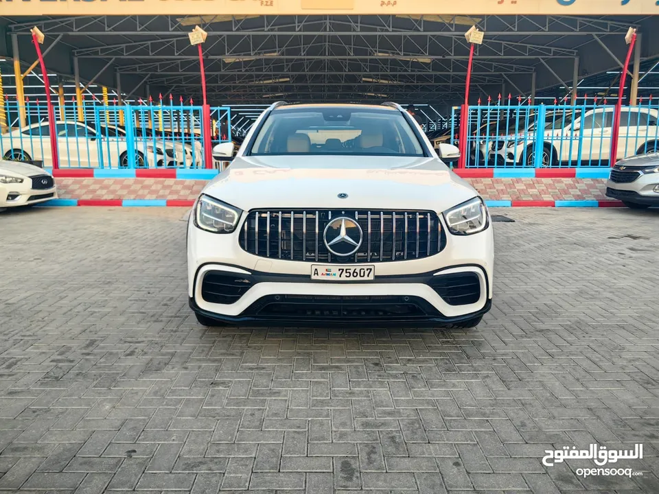 GLC 300 موديل 2022 عليها كت 63