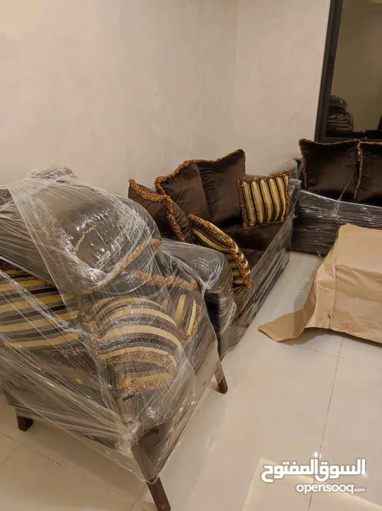 طقم كنب تسعه مقاعد