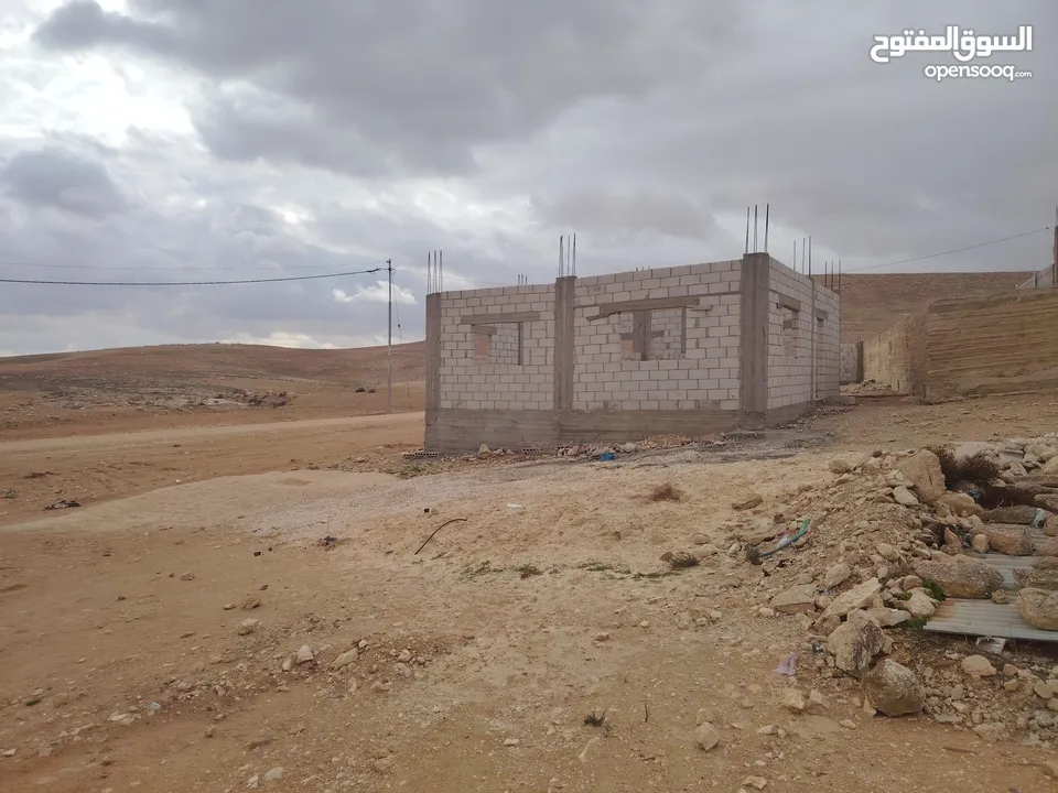 قطعه الارض للبيع