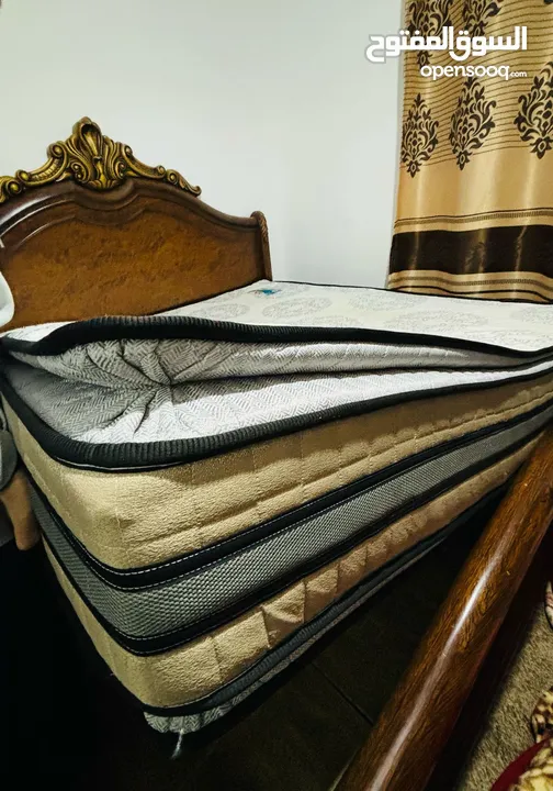 غرفة نوم خشب ماليزي ثقيل