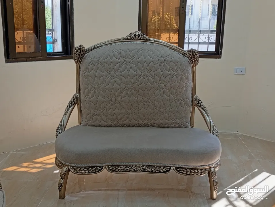 قطعة أثاث لوف سيت مصري ،خشب زان ،غير مستعمل،مناسب لصالات استقبال الفنادق و صالات الأفراح و المنازل