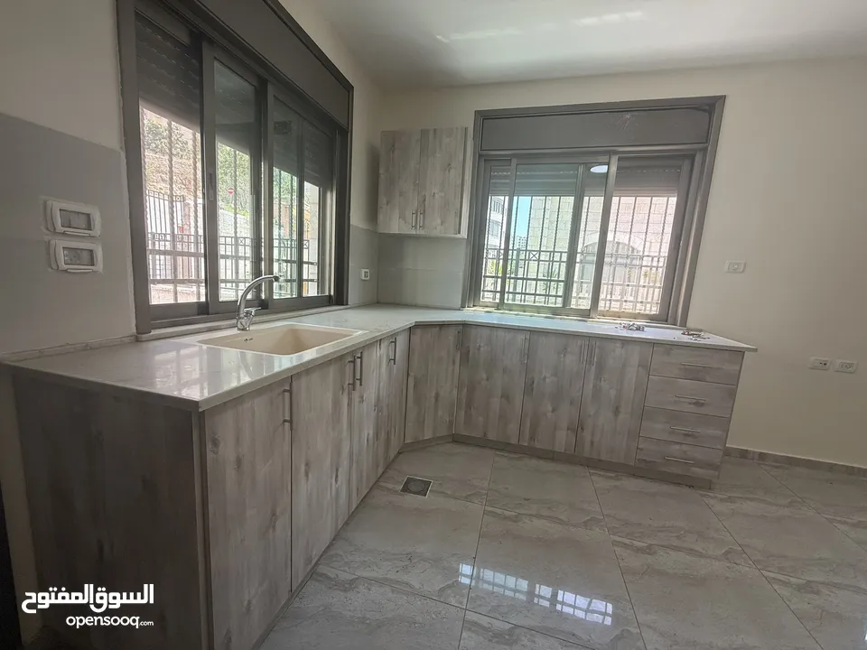 شقة جديدة للايجار