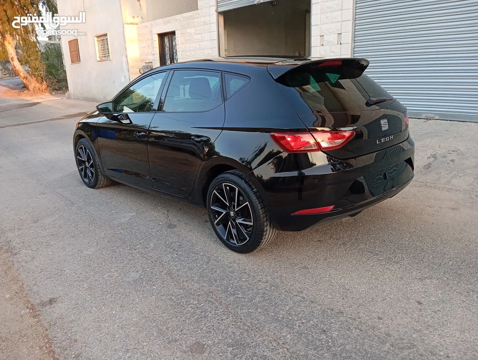 سيات ليون بسعر مغري كاش