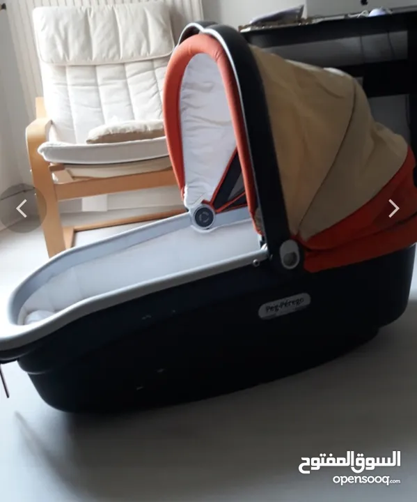سرير اطفال 0_8 اشهر من  PEG PEREGO NAVETTA
