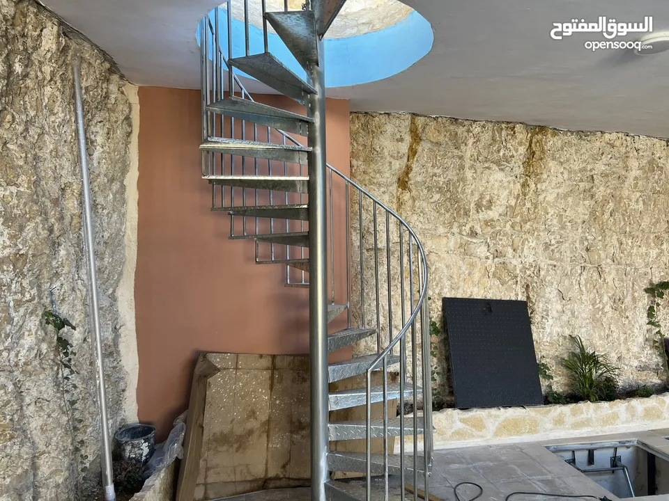 حديد دربزينات بوابات حمايات درج معادن ابواب لحام