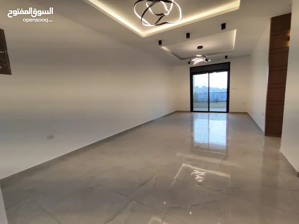 شقة فاخرة للبيع – الطيرة  امتداد شارع المطل