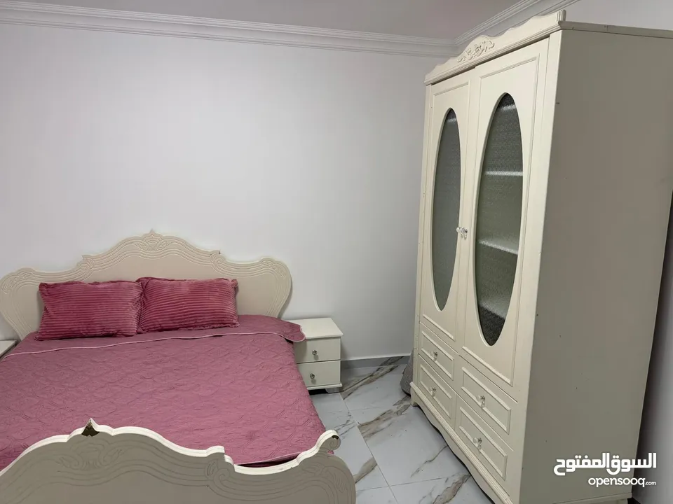 شقة مفروشة للإيجار