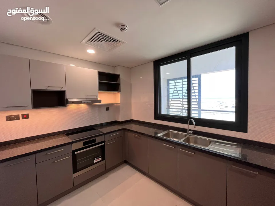 2 BR Lovely Apartment in Al Mouj for Rent