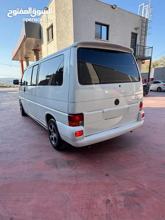 باص كارافيل موديل 2000