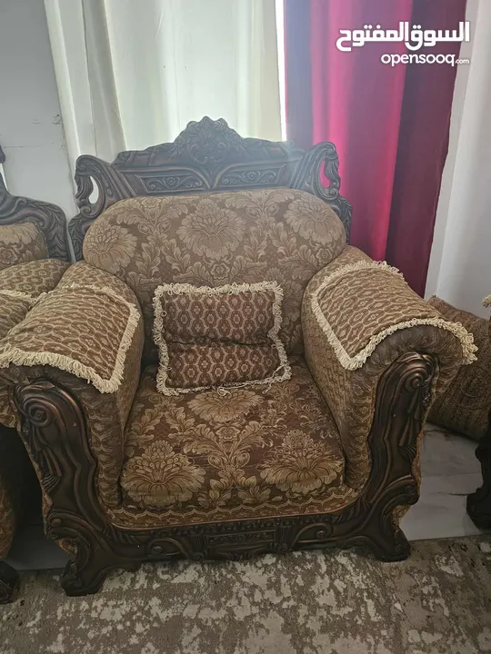 طقم صالون كلاسيكي 9 مقاعد