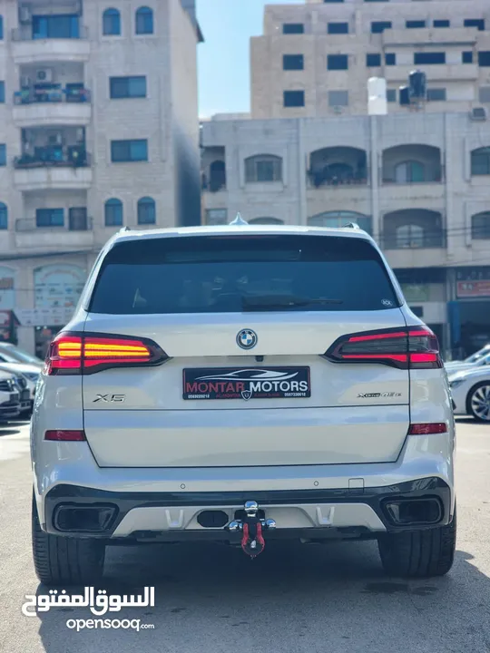 BMW X5 45e ترخيص 2022 ترخيص محرك 3000 هايبرد plug in/يقطع على الشحنه 100 كيلو متر 399 حصان