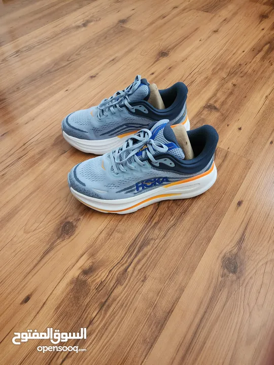 افضل بوت رياضة اصلي هوكا جديد بالكرتونة كليفتون 10 best sport shoe hoka clifton 10 new in cartoon