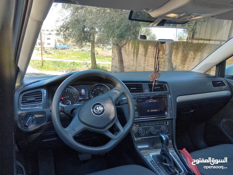 VW e-golf 2019 91%فحص اوتوسكور