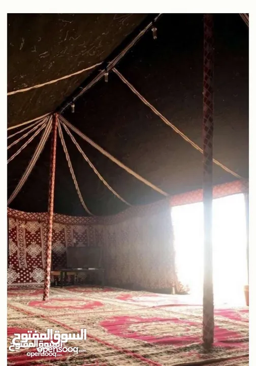 خيم شعر تراثيه  حجم 8م×4م يوجد أحجام أخرى حسب الطلب  الخيم جديده ولا يوجد  مستعمله