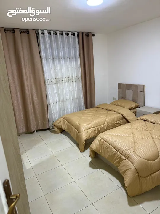 شقه مفروش للايجار الموقع الجاردنز خلف سروات 350