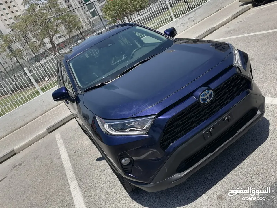 Toyota Rav4 Hybrid 2021 Sunroof Full Option AWD تويوتا رافور هايبرد دفع رباعي