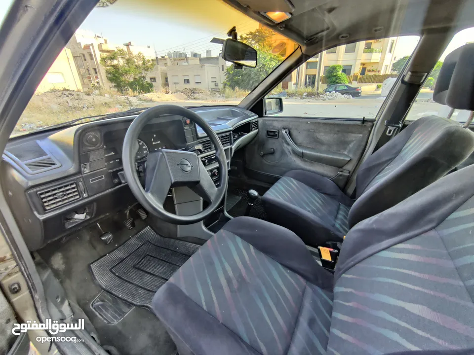 اوبل كاديت 1988 للبيع