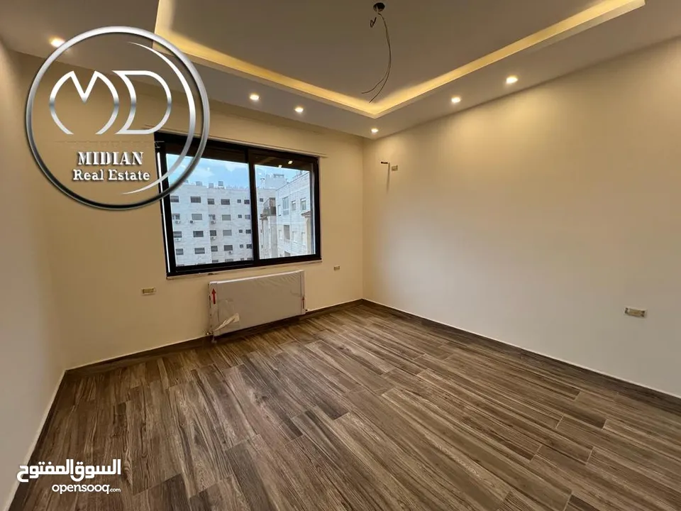 شقة جديدة للبيع في أجمل مواقع تلاع العلي 150م & 200م تشطيببات وديكورات فاخرة اطلالة جميلة