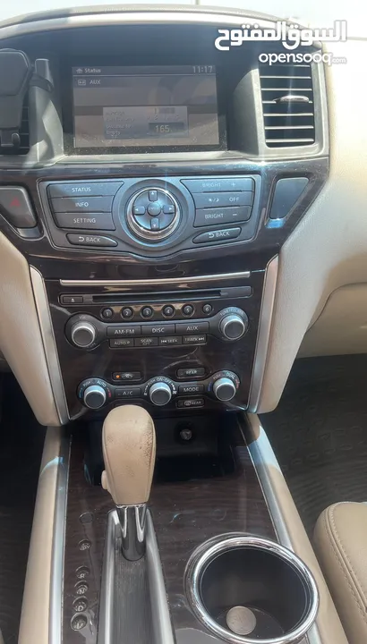 وارد الوكالة فل اوبشن Nissan Pathfinder SV 2015 للبيع