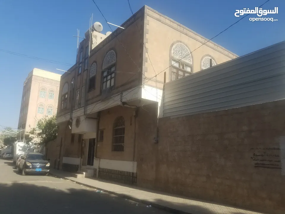 : عمارة  على ركنين بمساحة 10 لبن في حي هادئ وراقي قريب من ثلاثة شوارع رئيسه( بغداد، الجزائر، نواكشوط
