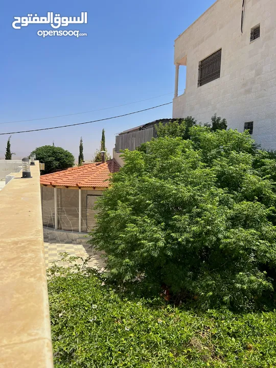 بيت مستقل بأجمل مواقع بيرين