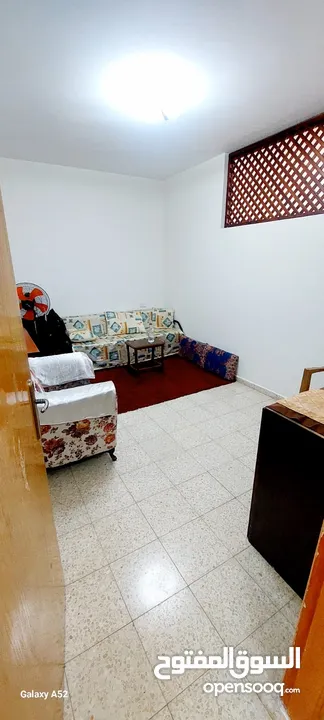 شقه للبيع البيره (البالوع) طلعت جوال عماره البزار