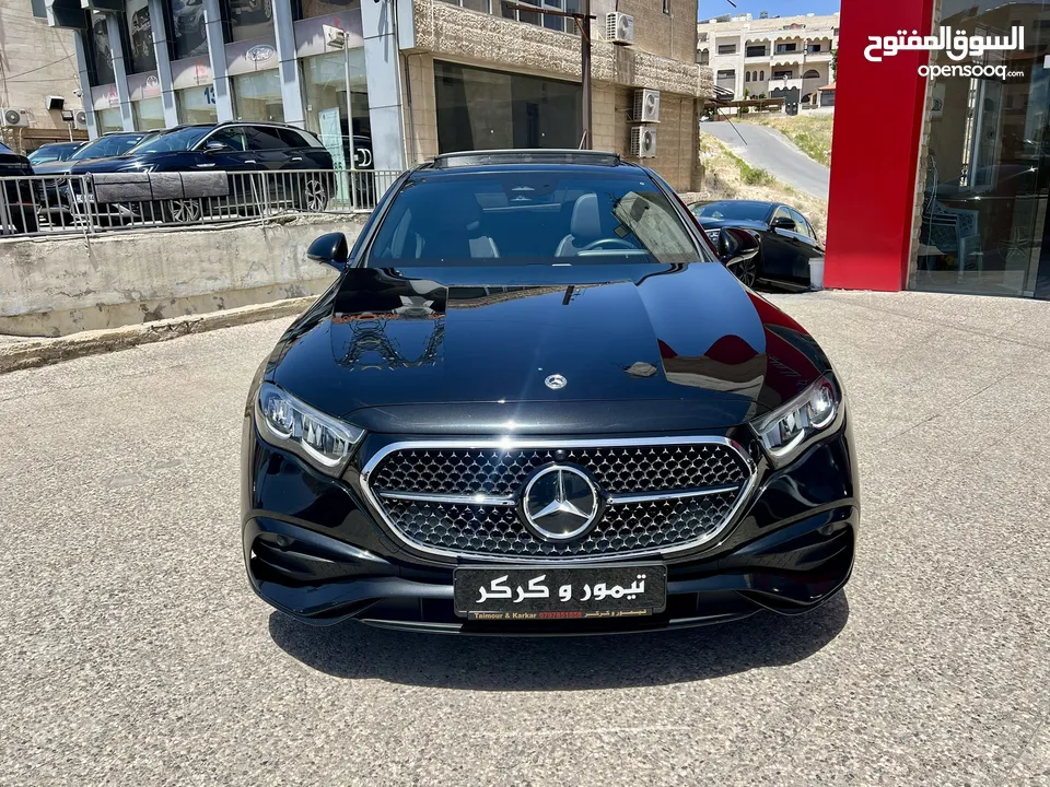 مرسيدس E200 AMG بانوراما كت اسود نايت 2024 الشكل الجديد وارد المانيا بحالة الزيرو مميزة