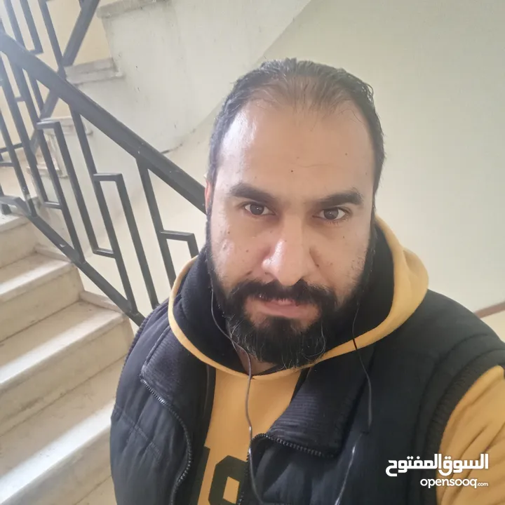 معلم خصوصي "اللغة العربية والإنجليزية" لجميع المستويات الدراسية ( الاول الابتدائي إلى التوجيهي)