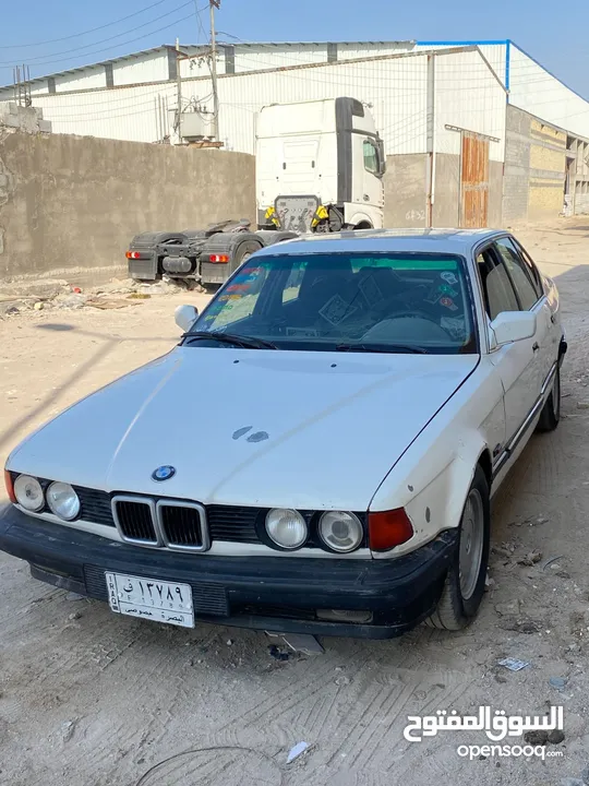 بي ام 730  V6