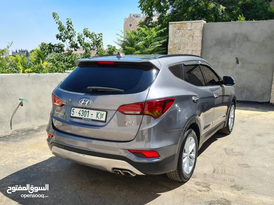جيب هيونداي  سنتافي 2016  سبع ركاب للبيع
