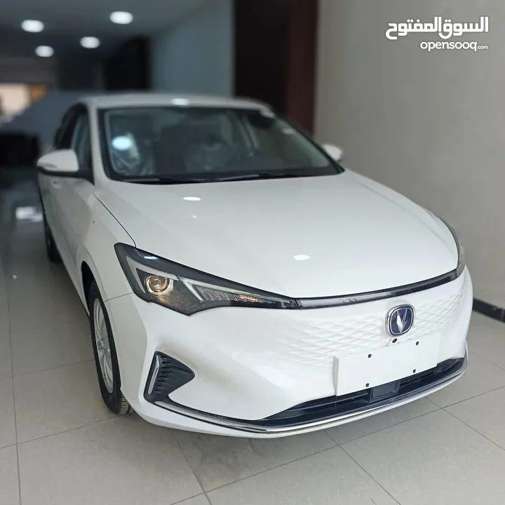 CHANGAN EADO 2023 ZERO كفاله 3 سنوات شاشه كمرات امامي + خلفي تقطع مسافة 400 km للبيع