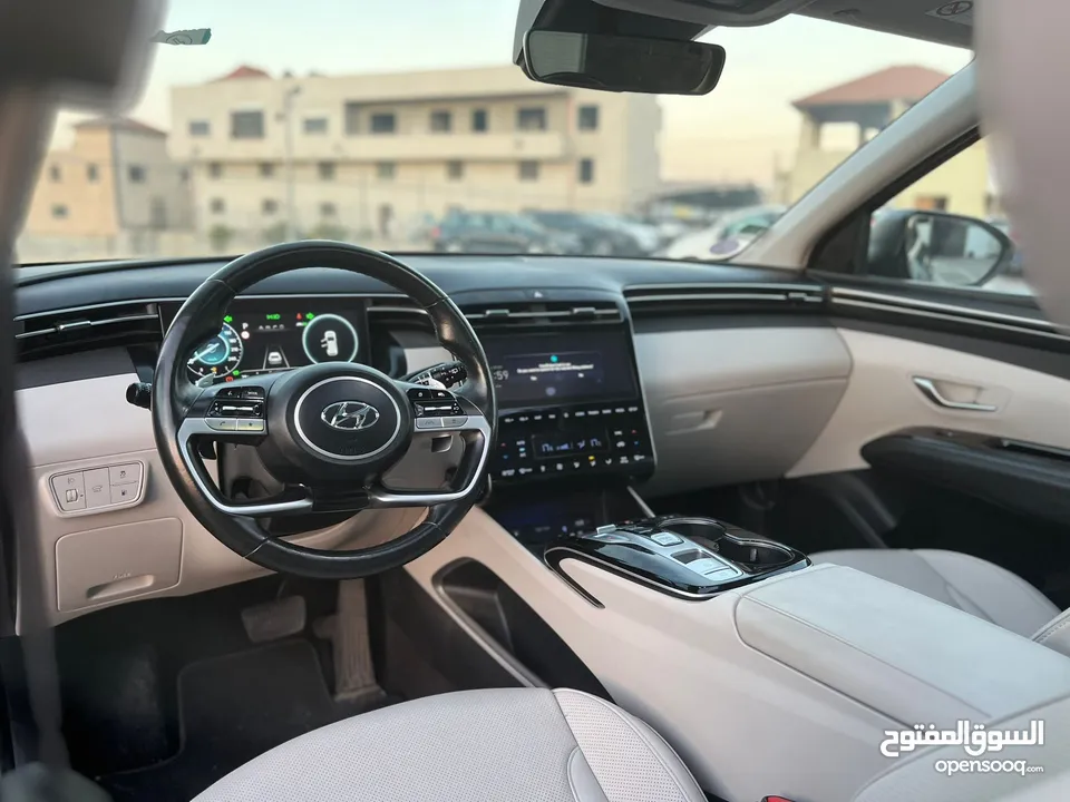 هونداي توسان/2022 Plug In فل الفل فتحة سقف بانوراما  4x4 ///271Hp   ( Haybrid) 1600cc