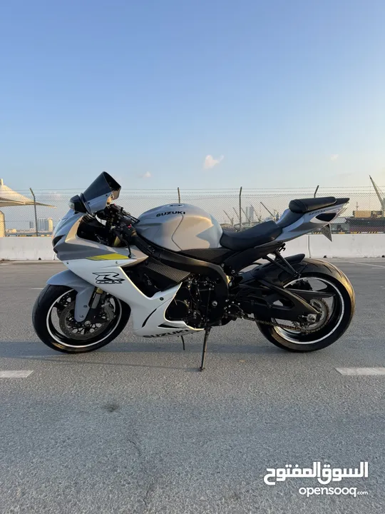 Suzuki GSXR - 750 (2022)