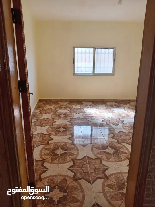 بيت للايجار الطفيلة جميع الخدمات